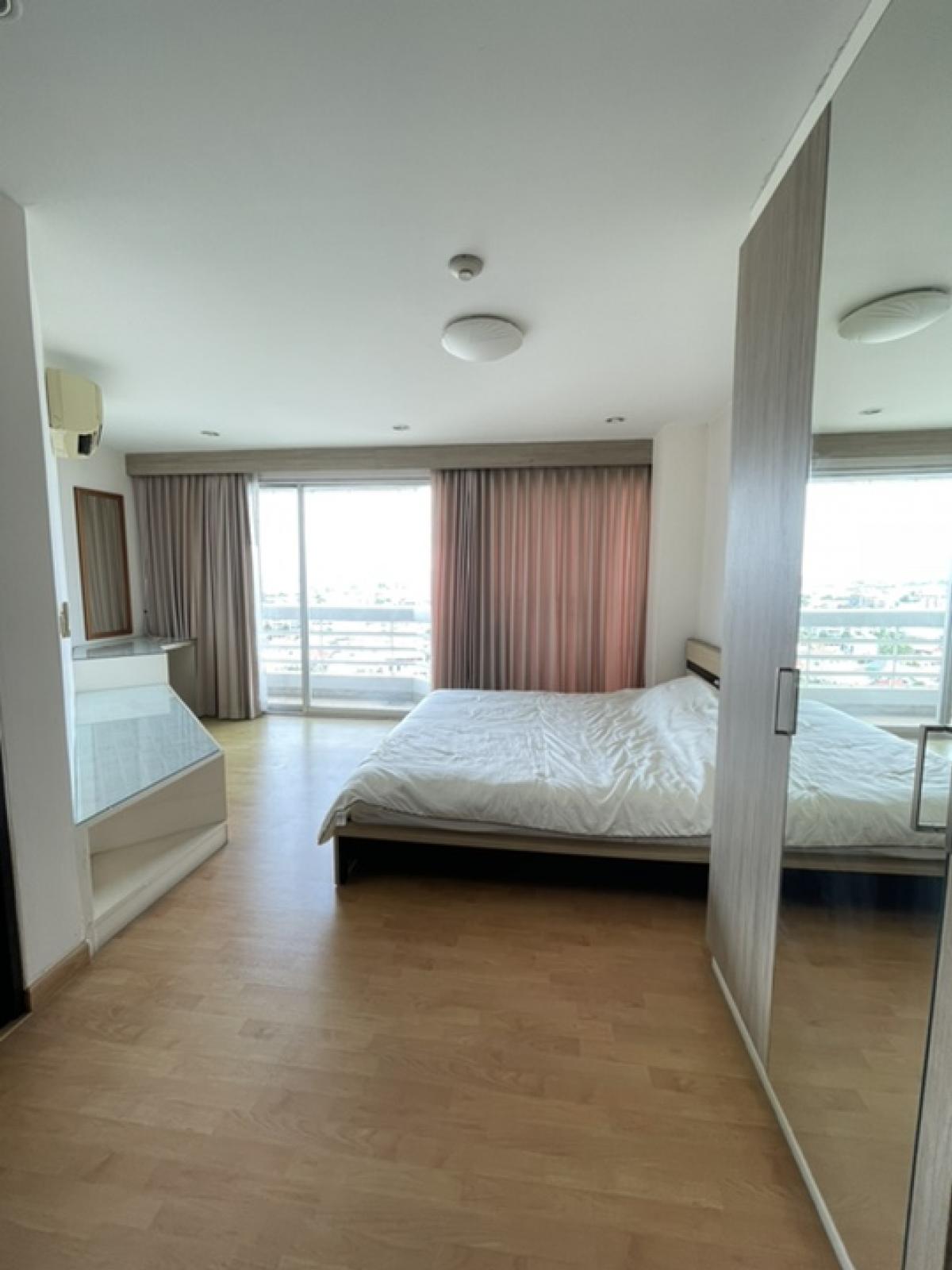 Condo for rent NS Tower Central City Bangna (NS Tower Central City Bangna) behind Central Bangna.