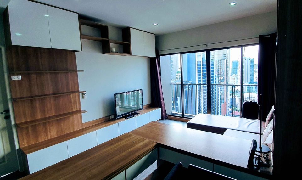 ให้เช่าคอนโด Noble Refine 59 ตรม. 1 Bed ห้องมุม แต่งครบ ลงตัวที่สุด – รูปที่ 3
