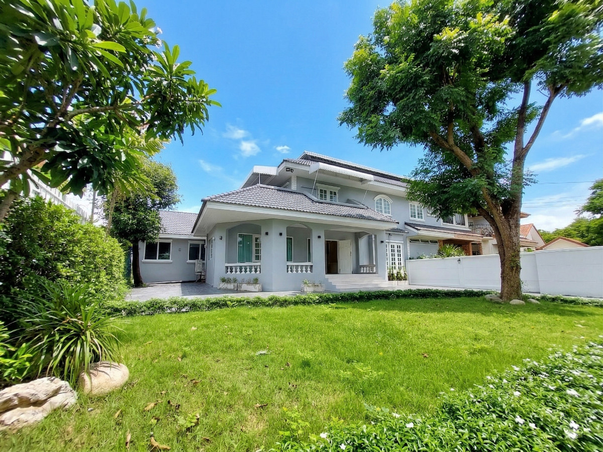 House for Sale with Tenant: Ladawan Srinagarindra, 138 Sq.Wah, Special Price!!