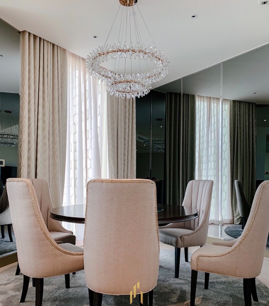 Mandarin Oriental residence for rent