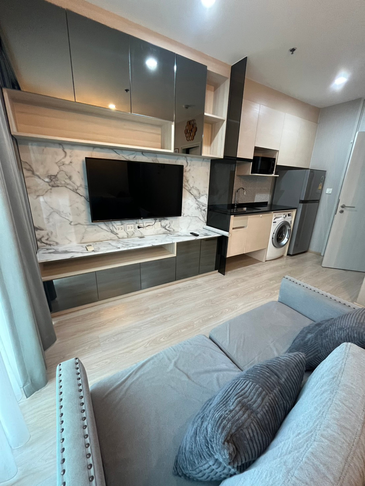 FOR RENT : NOBLE REVOLVE RATCHADA 2BED2BATH IN RAMA9 รีบโทรนะ 095-3905490 – รูปที่ 3