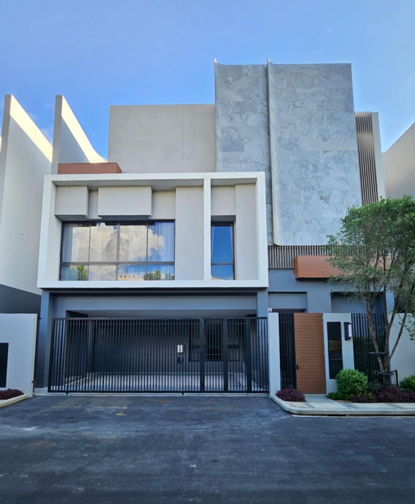4 Bedroom 🏡🌳(For Rent) BuGaan Krungthep Kreetha