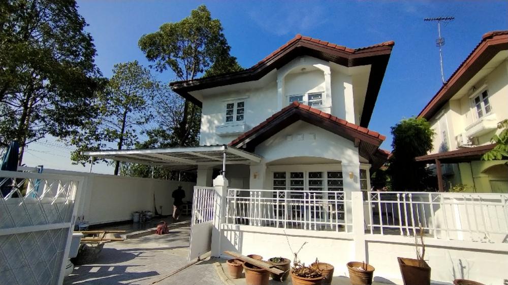 Beautiful corner house, quiet, full relaxation, easy to get into the city, Pink and Orange Lines, the beginning of the line, the village is on Suwinthawong main road, can enter and exit from two ways from the house, 15,000 baht. – รูปที่ 4