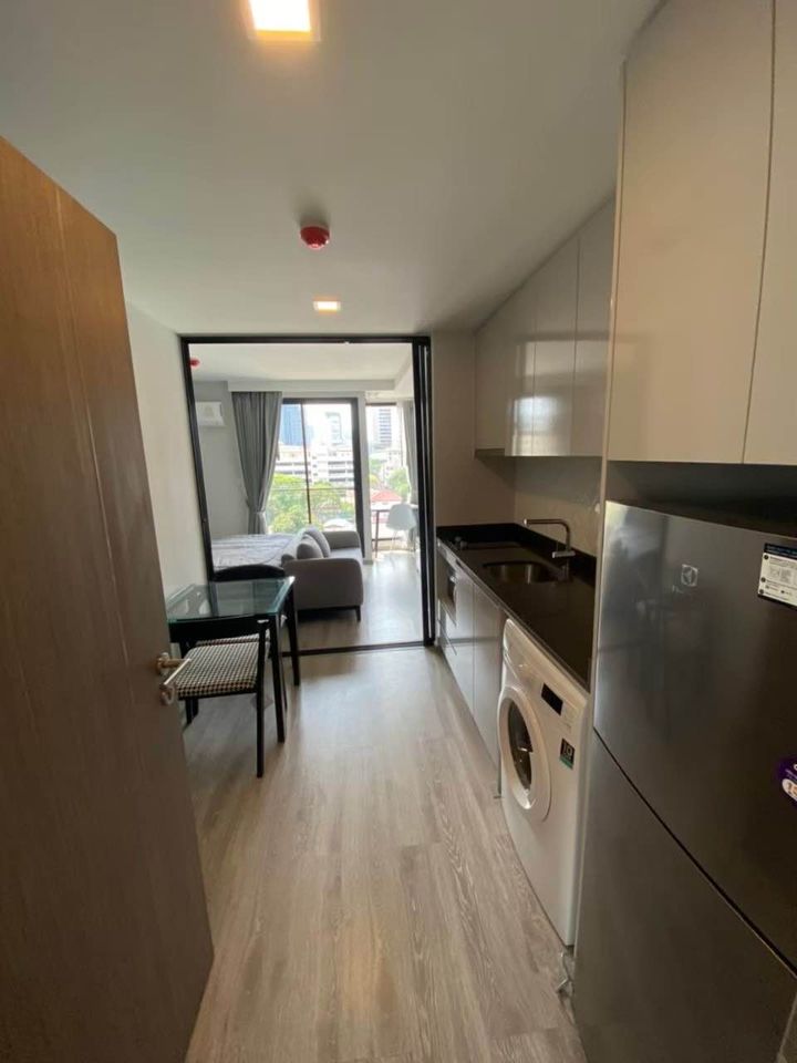 Condo for rent, pet friendly, Maestro 14 Siam - Ratchathewi, near BTS Ratchathewi. Condo for rent, pet friendly, Maestro 14 Siam - Ratchathewi, near BTS Ratchathewi.