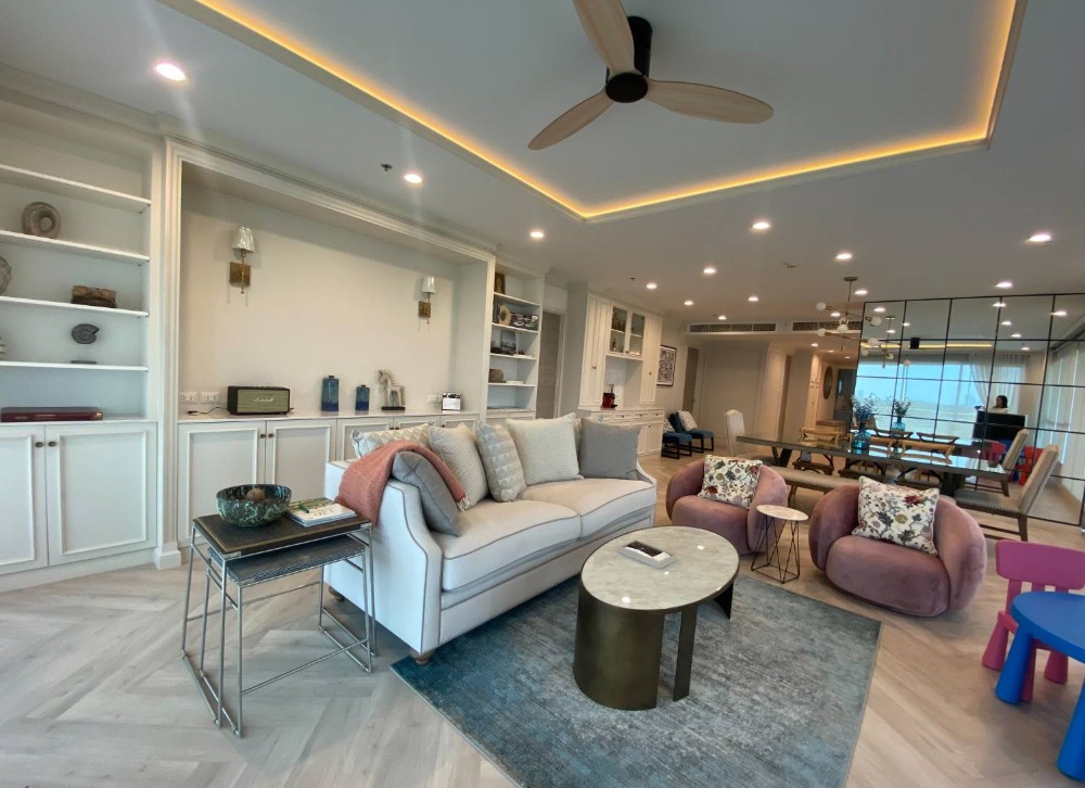 ❖ Nice Decoration ❖ ตึก A ชั้น 05+ 283.00 ตร.ม. | 3 ห้องนอน วิวโค้งแม่น้ำเจ้าพระยา | ตกแต่งสวย | ใกล้ เทอร์มินอล21 พระราม 3 เพียง 7 นาที ❖ Nice Decoration ❖ ตึก A ชั้น 05+ 283.00 ตร.ม. | 3 ห้องนอน วิวโค้งแม่น้ำเจ้าพระยา | ตกแต่งสวย | ใกล้ เทอร์มินอล21 พระราม 3 เพียง 7 นาที