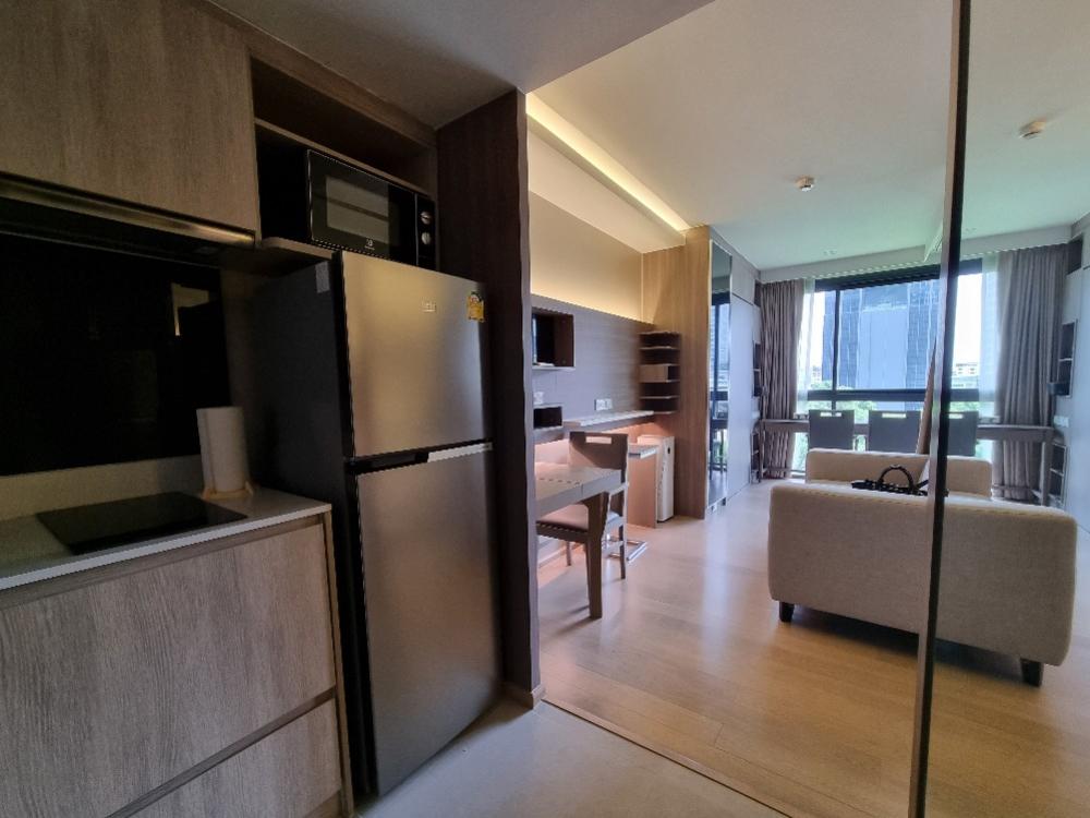 Urbitia bts thonglor300 m. 