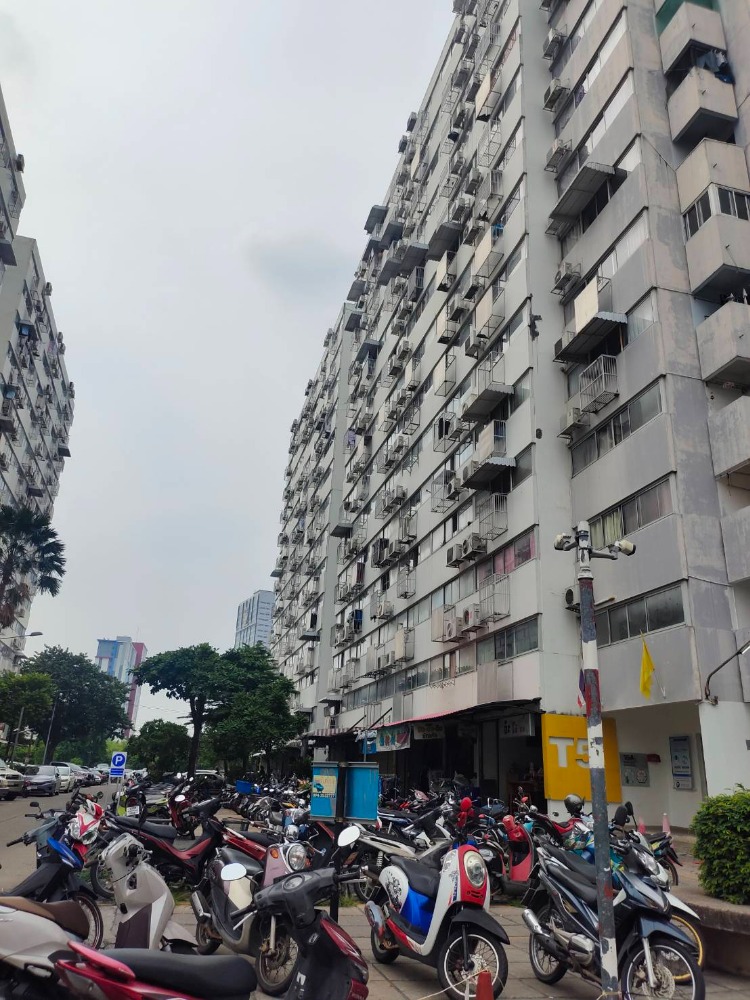 ขายห้อง 32 ตรม. Poppula Condo เมืองทอง ต่ำกว่าราคาประเมิน ขายห้อง 32 ตรม. Poppula Condo เมืองทอง ต่ำกว่าราคาประเมิน