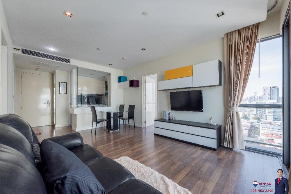 The Room Sukhumvit 62 🔥 (2 bedrooms, corner room! Best price in the project 113,xxx baht/sq m.) with beautiful decorations, built-in furniture and good quality materials. In a very pleasant atmosphere) making it easy to get tenants or to live in yourself 