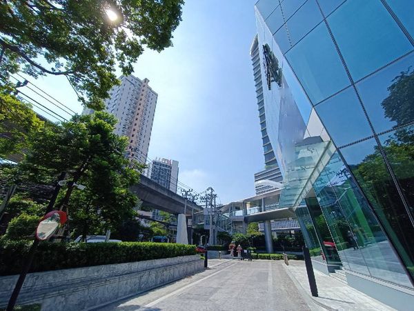 เซอร์วิสออฟฟิศ พื้นที่สำนักงานให้เช่า อุดมสุข Serviced Office ตกแต่งสวย พร้อมเข้าอยู่ อาคาร 66 ทาวเวอร์ บีทีเอส อุดมสุข - 66 Tower BTS Udom Suk Office Building 1 - 50 Workstations ราคาเริ่มต้น 10,000 บาท/เดือน ใกล้รถไฟฟ้า BTSอุดมสุข ย่านอุดมสุข, สุขุมวิท