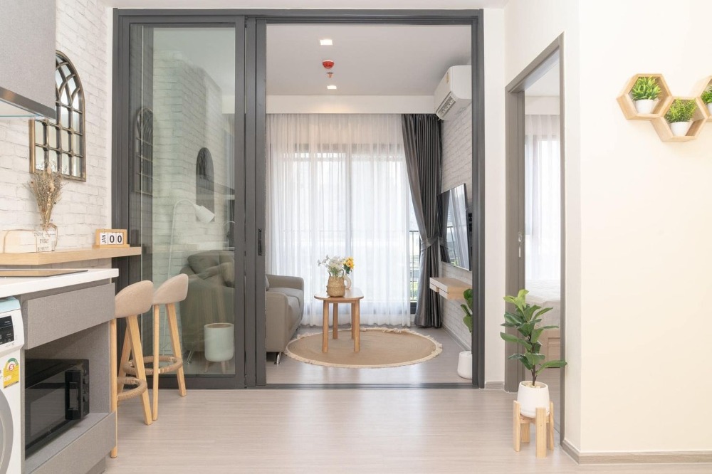 For rent: Life Asoke Hype, room 1 Bed, 35 sq m., beautiful, fully furnished, near MRT Rama 9. For rent: Life Asoke Hype, room 1 Bed, 35 sq m., beautiful, fully furnished, near MRT Rama 9.