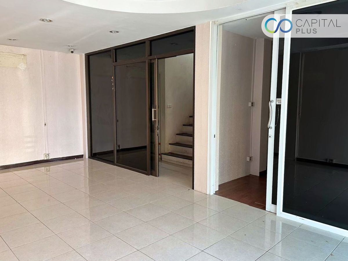 ขายทาวน์เฮาส์ หมู่บ้านธันยกานต์ รามอินทรา40 แยก31 เหมาะทั้งอยู่อาศัยและทำออฟฟิศ – รูปที่ 2