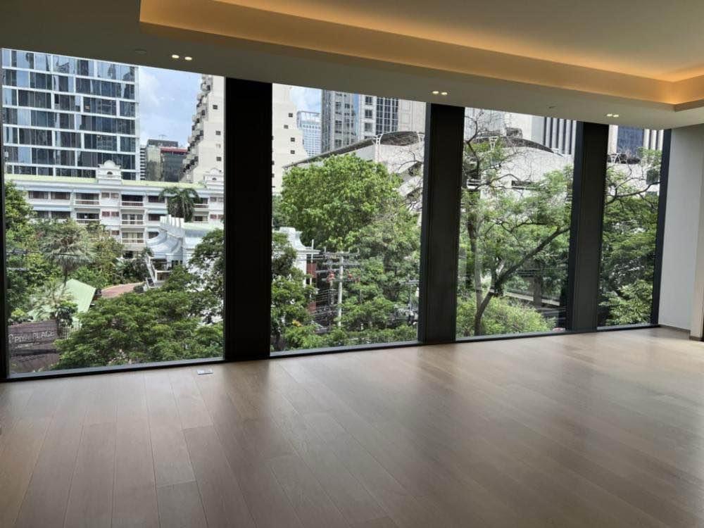 Tonson One Residence: 2bed 2bath 108sqm 50,000,000 Am: 0656199198