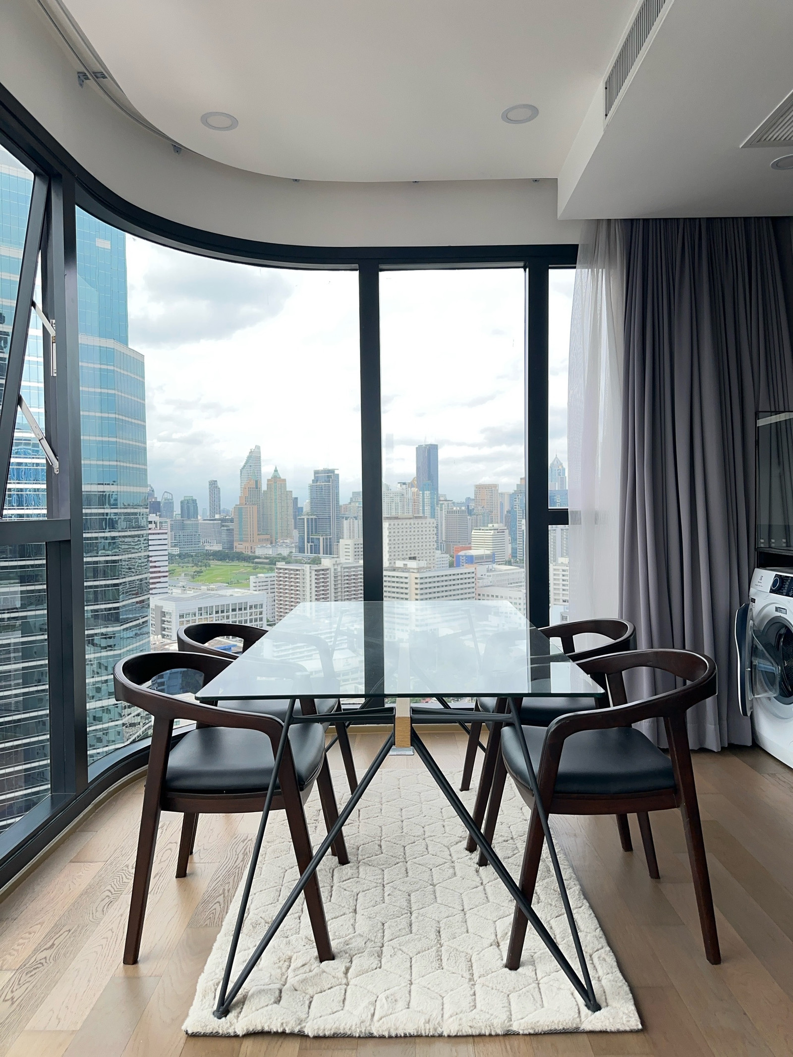2 Bed 2 Bath • Ashton Chula Silom 66 sqm ห้องสวยพร้อมอยู่