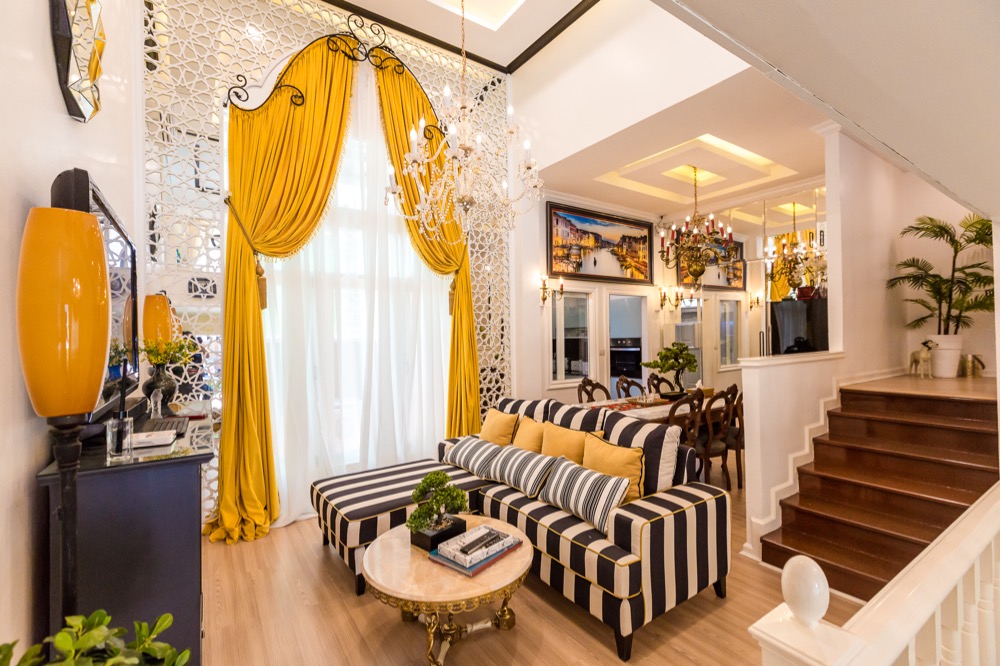 Newly decorated luxury townhouse for rent. Central Eastville/CDC