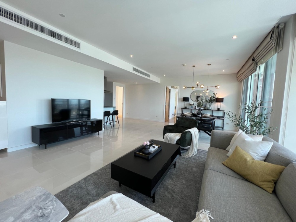 ♦ Pet friendly ♦ ชั้น 25++ 151.00 ตร.ม. | 3 ห้องนอน 3 ห้องน้ำ | คอนโดหรูใกล้ BTS เอกมัย , ทองหล่อ 1 นาที, เมเจอร์ ซีนีเพล็กซ์ สุขุมวิท 1 นาที – รูปที่ 4