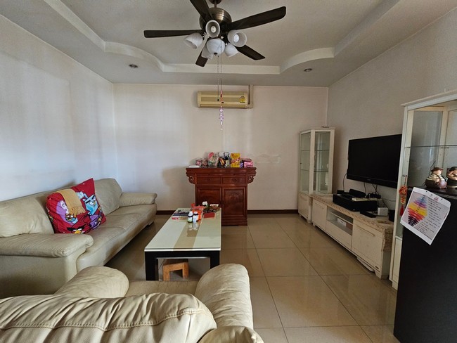sss443  ขาย คอนโด คันทรี คอมเพล็กซ์ บางนา Country Complex Bangna