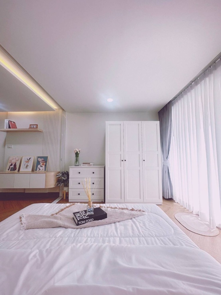 City Villa, beautiful room, ready to move in.