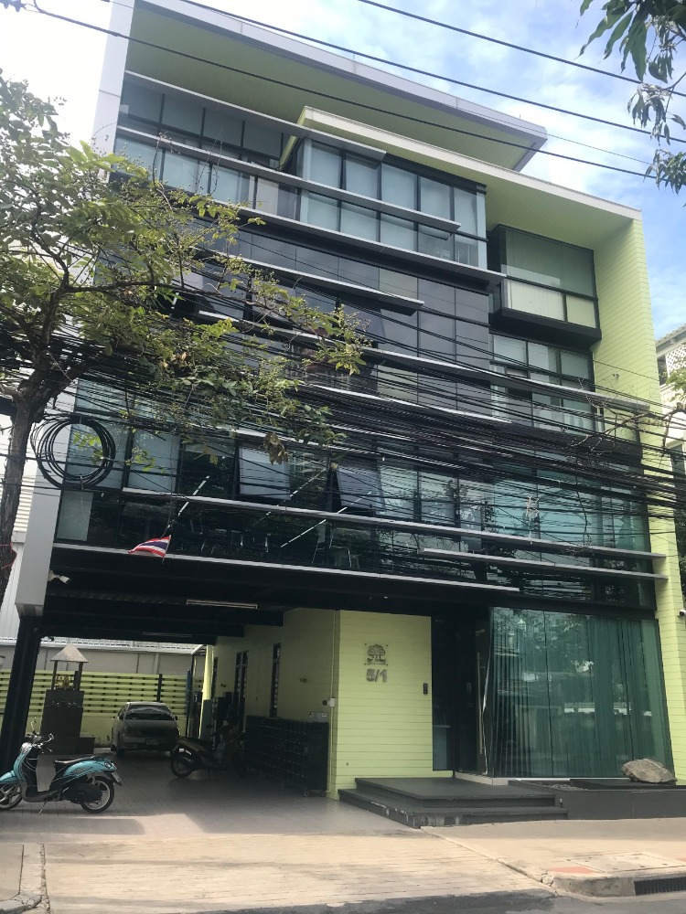 684sqm Well price 4 Storeys Office Building for sale at Naratiwas Sathorn 684sqm Well price 4 Storeys Office Building for sale at Naratiwas Sathorn