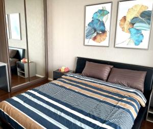 160sqm Riverside High Rise 3 Bedrooms Condo for Sale at Menam Residences