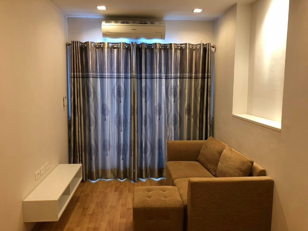 For rent ❗❗* Casa Condo Asoke - Din Daeng Line id : @mettaproperty (with @ too) If interested in more details, add Line.