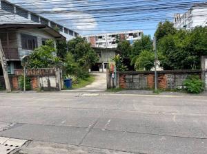 Land Chokchai 4 Soi 18 / 365 Square Meter (FOR SALE) TPM178