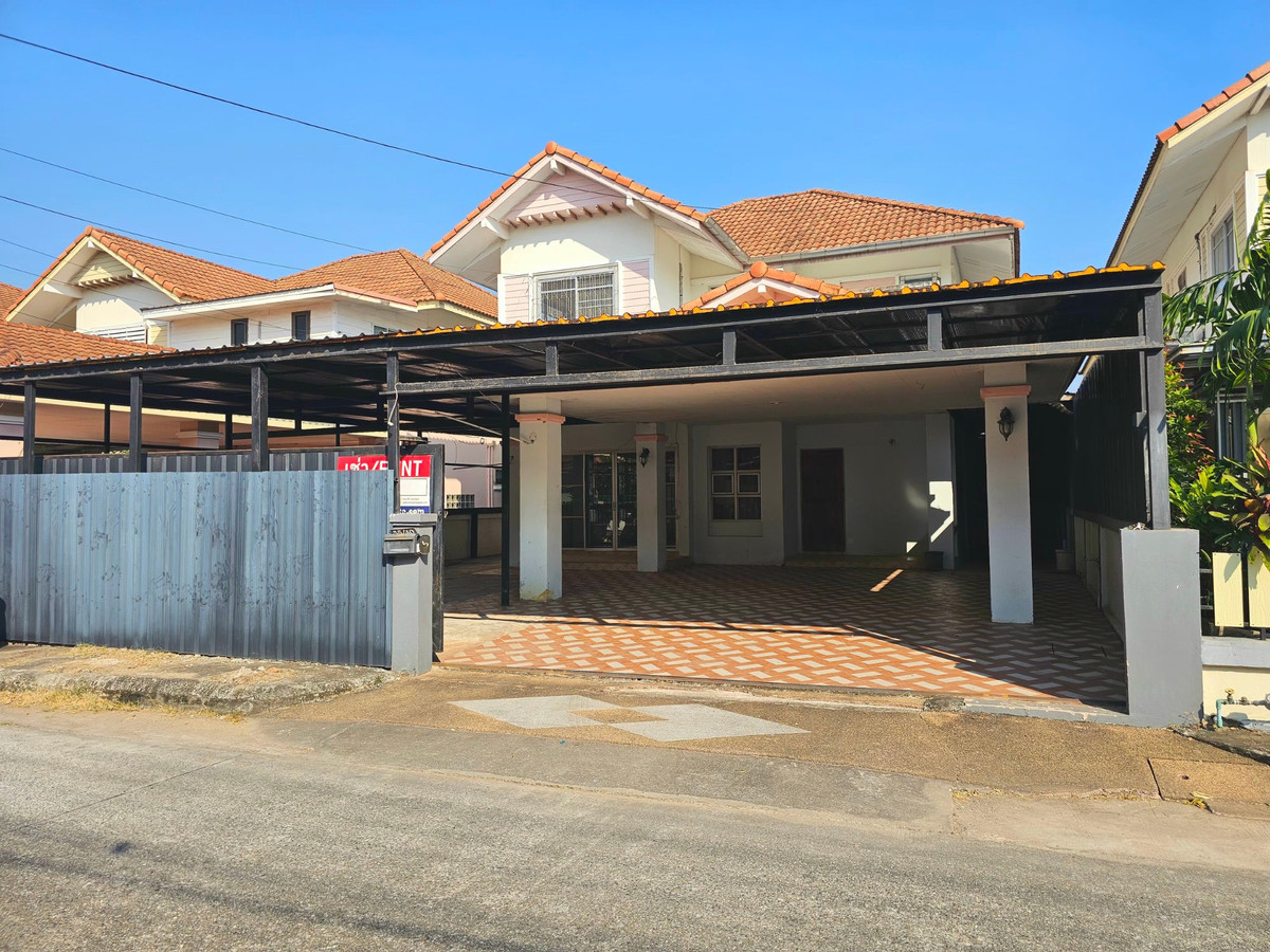 2-story detached house for rent, pets allowed, 3 bedrooms, 3 bathrooms, near Bueng Kaen Nakhon, Big C 2.