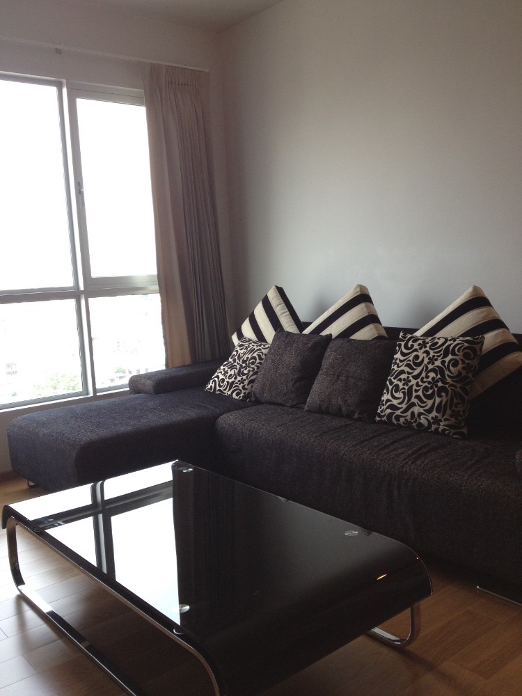 For rent Hive Taksin 2bedrooms close to bts Wongwianyai only 170 meters For rent Hive Taksin 2bedrooms close to bts Wongwianyai only 170 meters