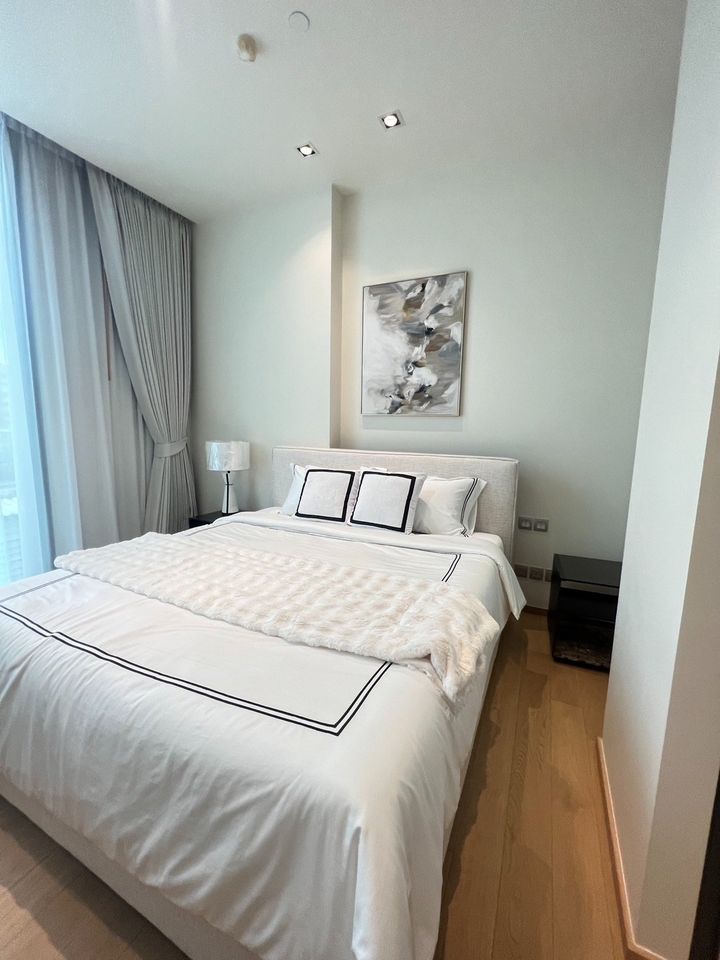 Condo for rent 28 Chidlom 74 sq m. 2 bedrooms, 2 bathrooms, beautiful room near BTS Ploenchit. Condo for rent 28 Chidlom 74 sq m. 2 bedrooms, 2 bathrooms, beautiful room near BTS Ploenchit.