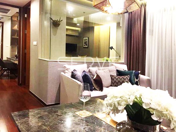 Modern &amp; Luxury Style 2 Beds 1 Bath High Fl. 10+ Good Location BTS Thong Lo 300 m. at Ashton Morph 38 Condo / For Sale