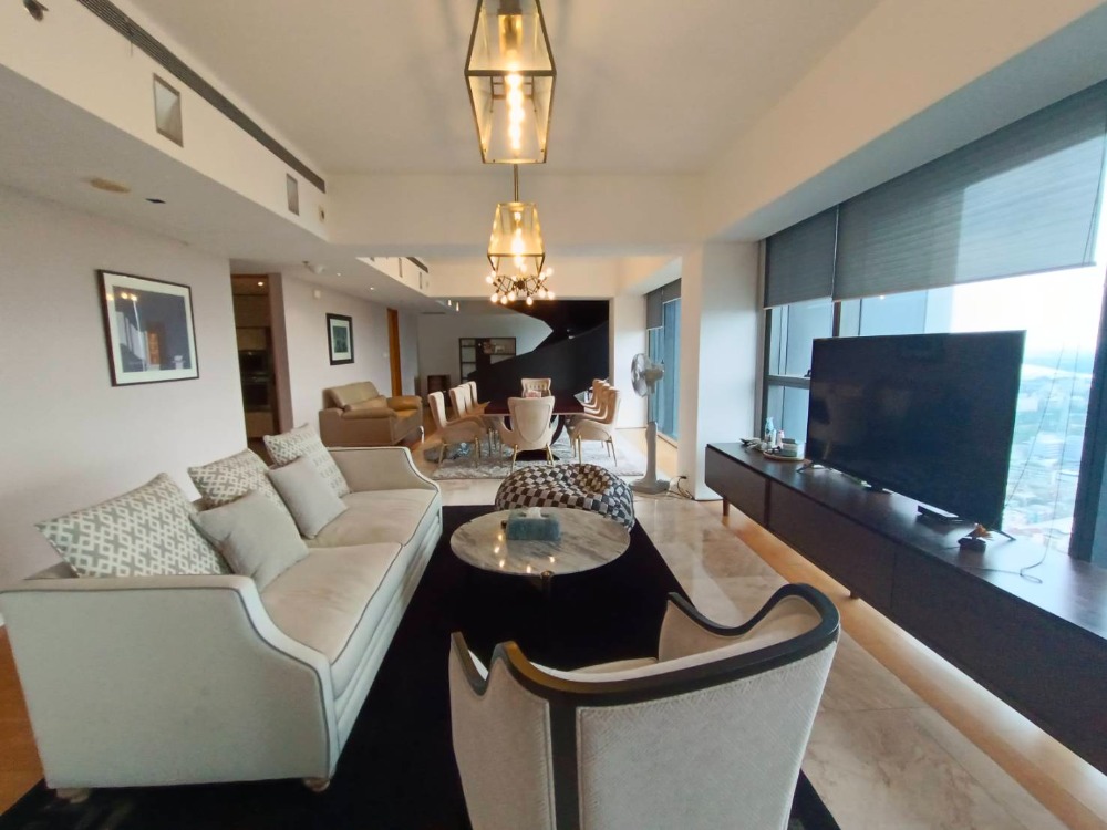 The Met Sathorn for rent Duplex 4 beds 5 baths 404.64 sqm