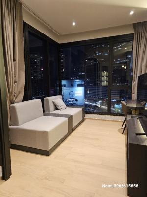 Rent  ห้อง** Ashton Rama 9  ห้องกว้างมาก 43.5 ตรม. 1 นอน 1 น้ำ เฟอร์ครบ พร้อมอยู่@ 42,000 บาท  Call 096-2615656 ห้องกว้าง 43.5 ตรม. 1 นอน 1 น้ำ เฟอร์ครบ พร้อมอยู่  Location : Rama 9Rental Price : 42,000 BahtCondominium near MRT :  Rama 9  StationCondomini