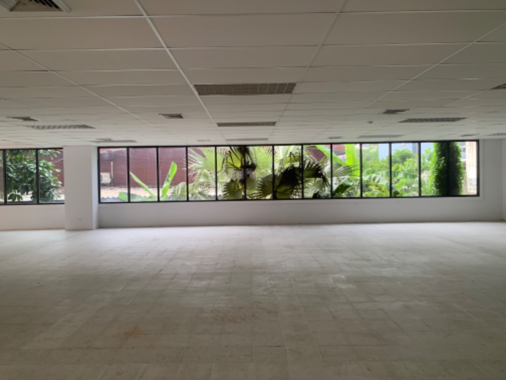 Space for rent with parking near the expressway – รูปที่ 2