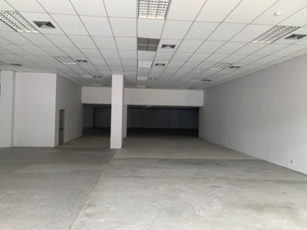 Space for rent with parking near the expressway – รูปที่ 4