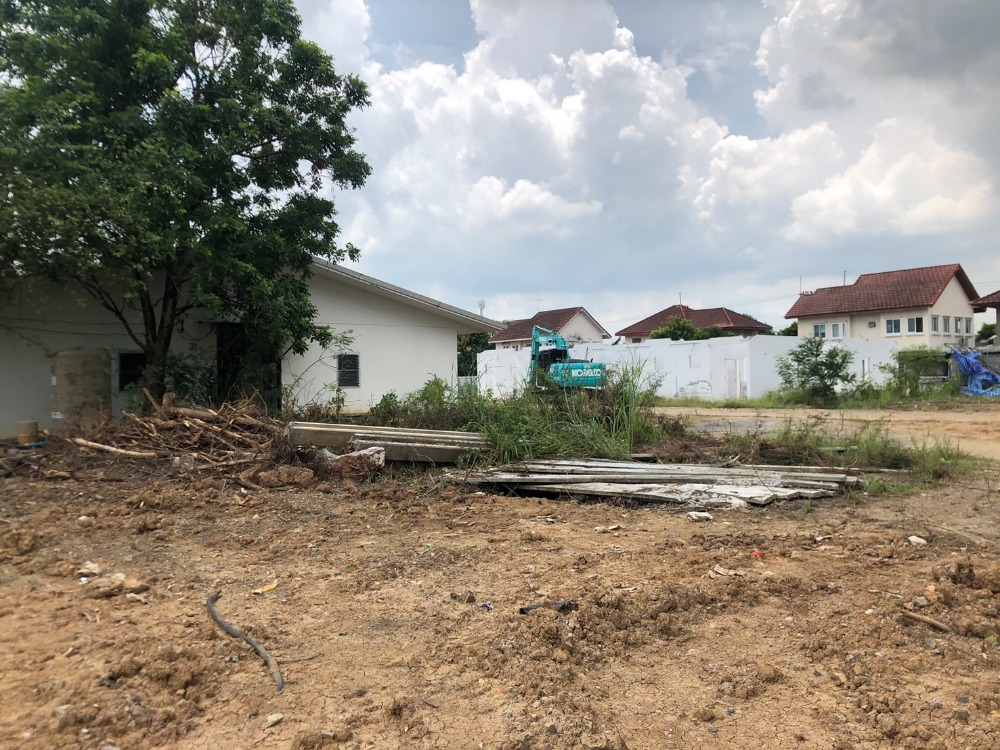Land for rent, 10 rai, on the main road, width about 52 meters, land filled, land opposite Wat Mai, Khlong 7, near Pettosan Cat Litter Office – รูปที่ 4