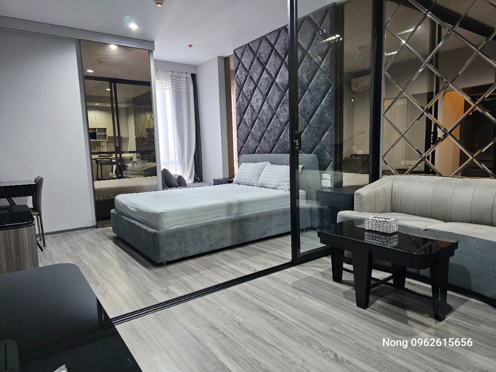 Ideo Mobi Rangnam Condo for RENT ให้เช่า ห้องกว้าง 35.65 ตรม. พร้อมอยู่@22,000 บาท Call 096-2615656 Location : Phayathai , Ratchatewi , Rangnam Rental Price : 24,000 Baht Condominium near BTS : Victory monume Ideo Mobi Rangnam Condo for RENT ให้เช่า ห้องกว้าง 35.65 ตรม. พร้อมอยู่@22,000 บาท Call 096-2615656 Location : Phayathai , Ratchatewi , Rangnam Rental Price : 24,000 Baht Condominium near BTS : Victory monume