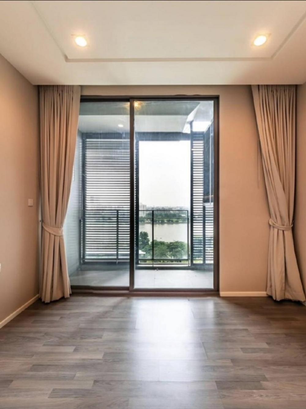 FOR SALES :333 riverside condo 1Bed 46SQM :Fantastic Riverside, Partially furnished / Floor 10+ FOR SALES :333 riverside condo 1Bed 46SQM :Fantastic Riverside, Partially furnished / Floor 10+