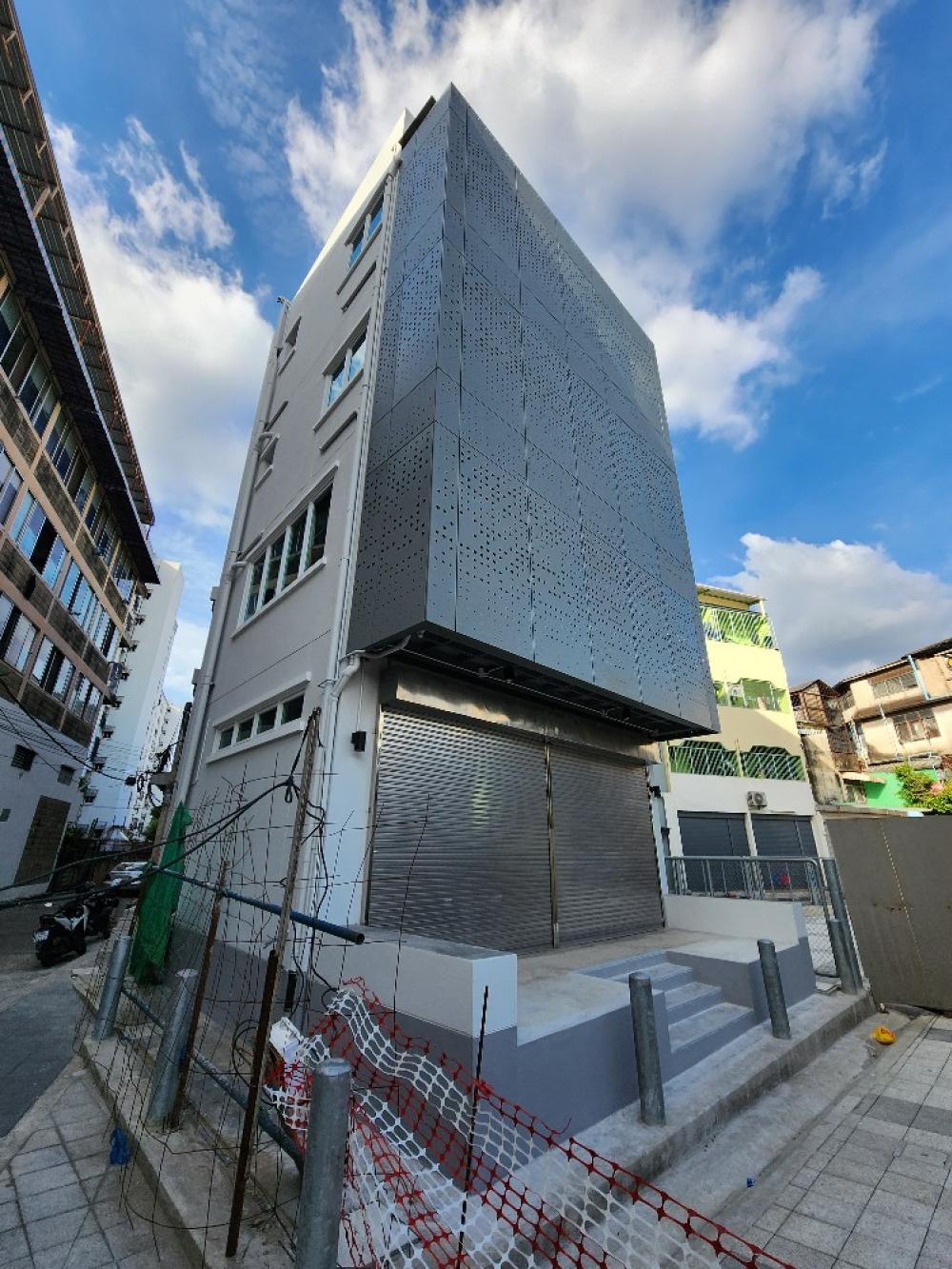 ให้เช่าอาคารพาณิชย์สร้างใหม่ติด MRT แยกลำสาลี 69,000 บาท/เดือน – รูปที่ 3