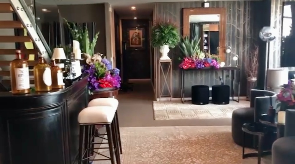 📢👇For sale 3 bedrooms duplex, rare items, luxury condo by the river , huge space and huge river view , near Icon Siam, Private Gym and Spa (Canadian wood jacuzzi), sell with furniture by Fendi, Ralph Lauren
