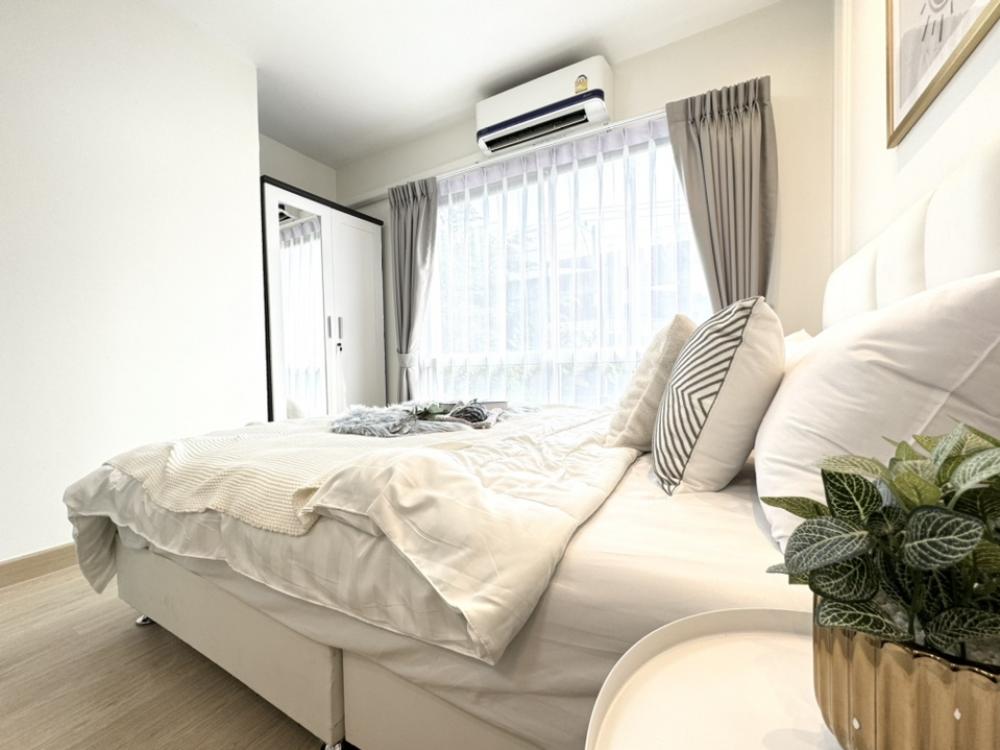 Great location🔥🔥 Better price🔥🔥🔥 Lumpini Lat Phrao 111, next to the BTS, next to the mall. Conveniently travel in and out in many ways. Worth it‼️‼️‼️‼️‼️‼️‼️