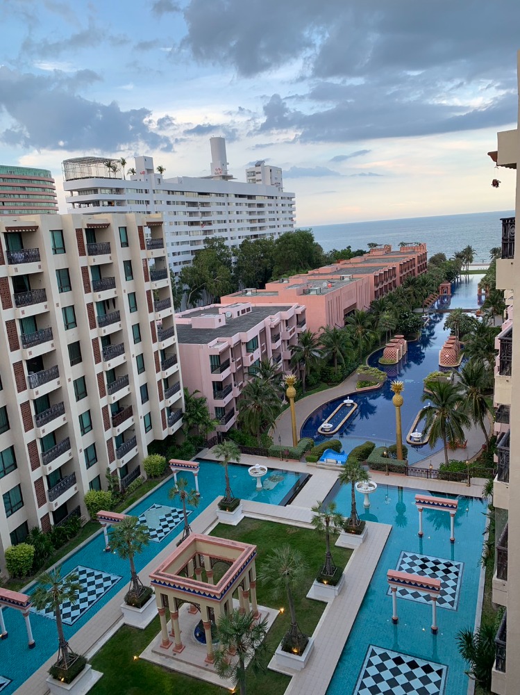 Condo for sale, Marrakech Hua Hin, in the heart of Hua Hin, 1 bedroom, with tenant.
