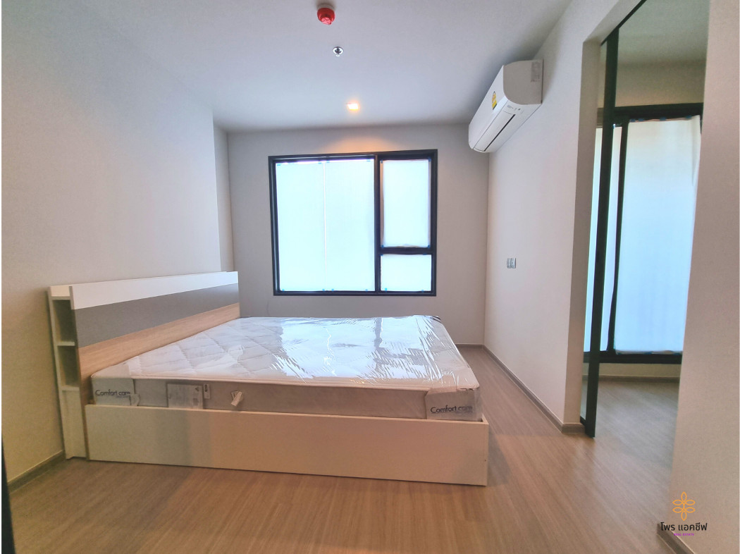 Condo for rent next to the BTS, Life Ladprao, 35 square meters, fully furnished