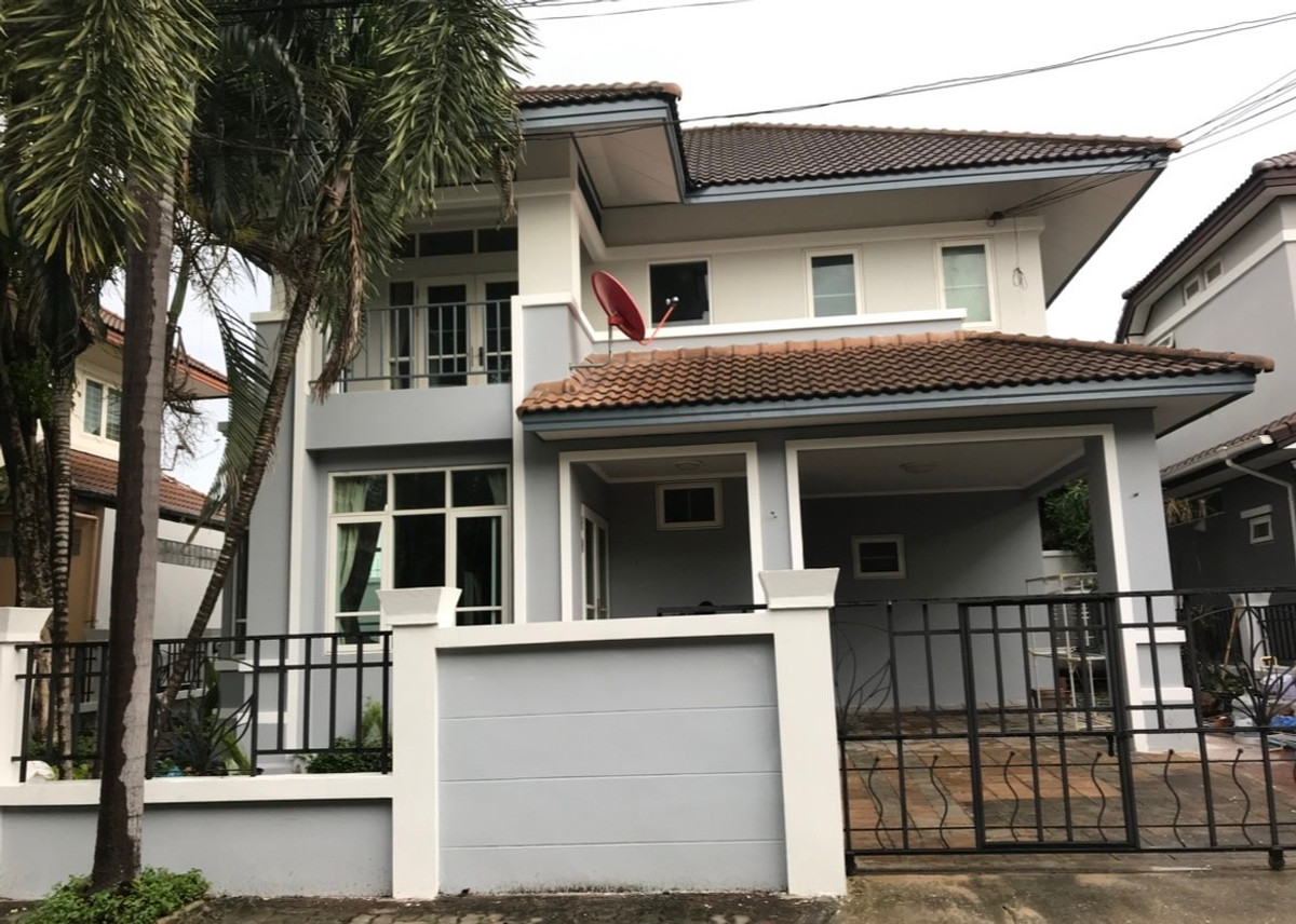 Single house for rent Fah Green Park Village, near Central Eastville, only 8 minutes.
