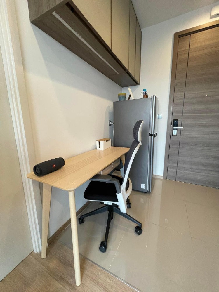 urgent!! For rent: The LINE Phahol-Pradipat. Rooms go very quickly. Line: 0889656914. Hurry and say hello. urgent!! For rent: The LINE Phahol-Pradipat. Rooms go very quickly. Line: 0889656914. Hurry and say hello.