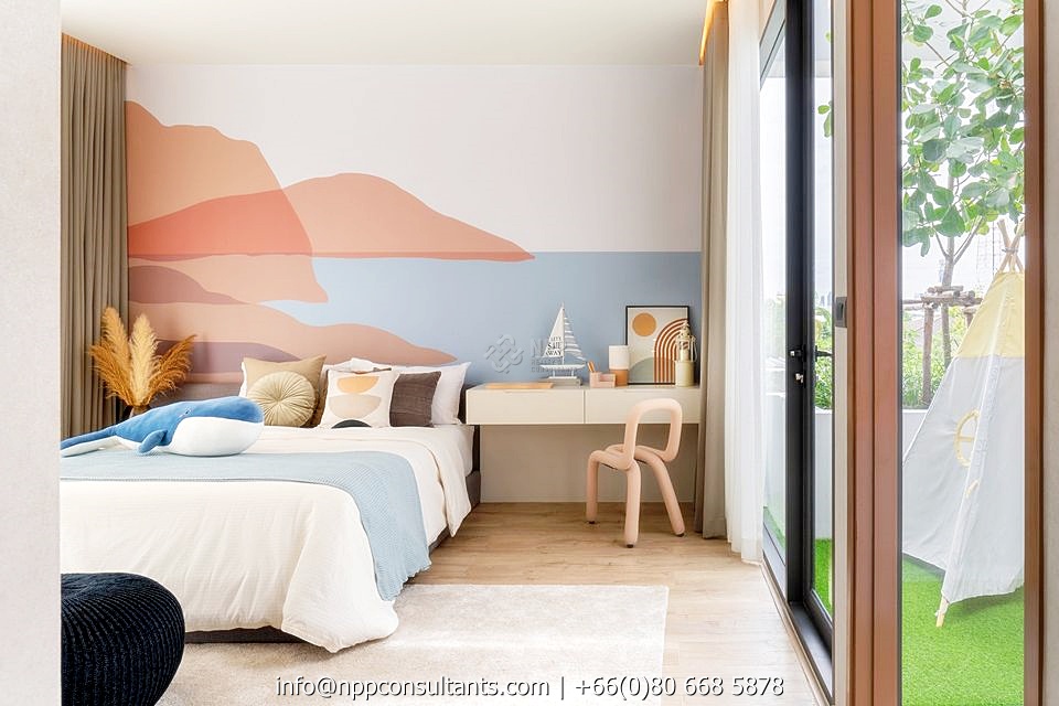 Townhouse 4 Bedrooms For Sale at ARTHA PHAHOL-ARI – รูปที่ 3