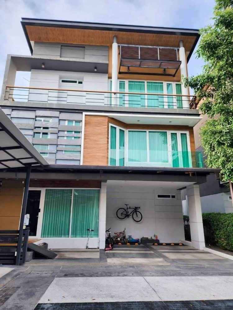 ● Modern Loft ● บ้านเดี่ยว 3 ชั้น 60.00 ตร.ว. | 5 ห้องนอน 3 ที่จอดรถ | ใกล้ BTS พหลโยธิน24 4 นาที, เซ็นทรัล ลาดพร้าว 7 นาที ● Modern Loft ● บ้านเดี่ยว 3 ชั้น 60.00 ตร.ว. | 5 ห้องนอน 3 ที่จอดรถ | ใกล้ BTS พหลโยธิน24 4 นาที, เซ็นทรัล ลาดพร้าว 7 นาที