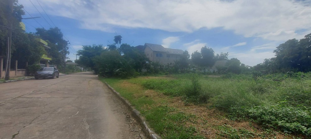 Land for sale, already filled in (back side next to canal), Mueang Ake Village, Project 3, Soi Ekarat 12 *Selling below government appraised price* Area 342 sq m, shady atmosphere, not lonely, Ek Thaksin Road, Mueang Pathum Thani District. – รูปที่ 2