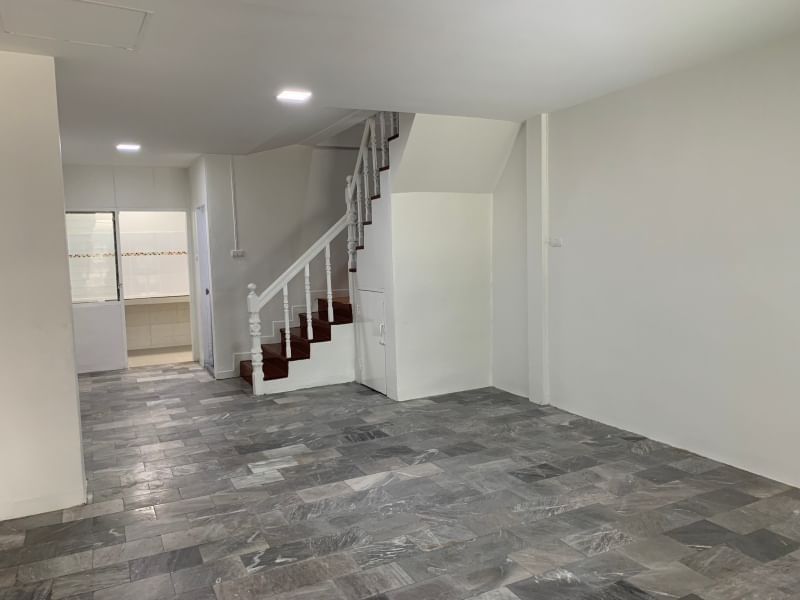 🔥Sale at promotional price🔥 2-storey condo, corner house, 30 sq m, KC Village, Ramintra 8, Thai Raman Road, house has 3 bedrooms, 2 bedrooms. – รูปที่ 4