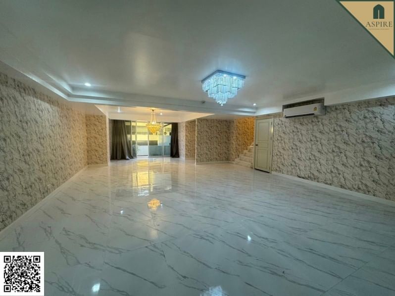 [For Sale] Condo Supalai Place Sukhumvit 39, Price Reduced
