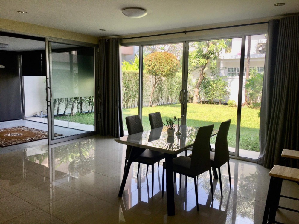 ให้เช่าบ้านสุขุมวิท 49 / 4 ห้องนอน / มีดาดฟ้า – รูปที่ 2