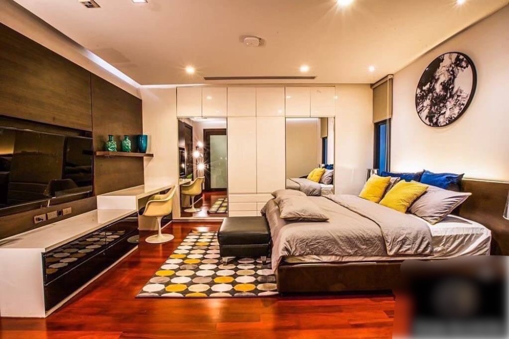 บ้านโมเดิร์นสุดหรู | ย่านเอกมัย-ทองหล่อ | บ้านเดี่ยว 3 ชั้น 170 ตร.ว. | 5 ห้องนอน | มีลิฟท์ส่วนตัว | ใกล้ โรงพยาบาลสมิติเวช สุขุมวิท., Theater of Dream Warriors Ice Arena – รูปที่ 2